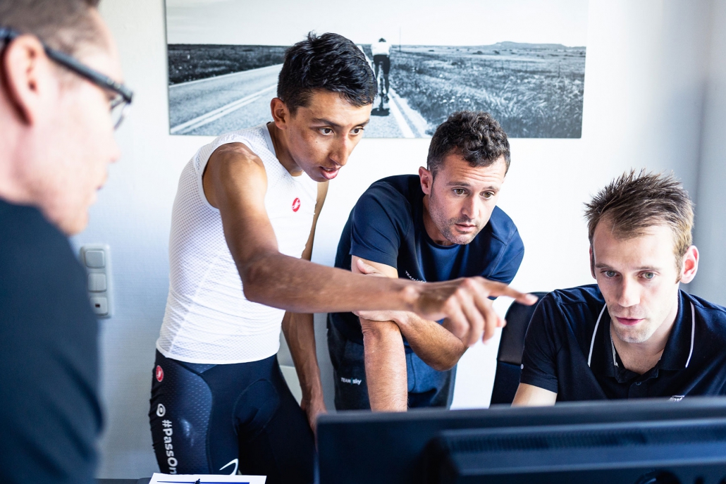 (c) Saron Duchardt | Detail für Detail zum Erfolg: Egan Bernal im gebioMized concept-lab.